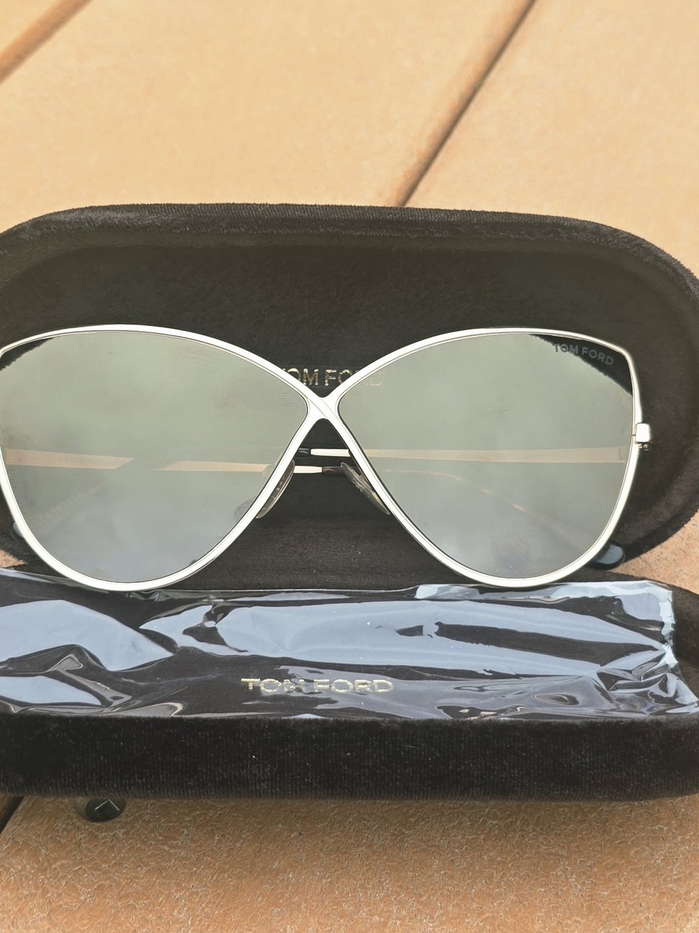 Tom Ford Elisa‑02 TF569 28G Shiny Rose Gold cateye Gradient Sunglasses – Nwot